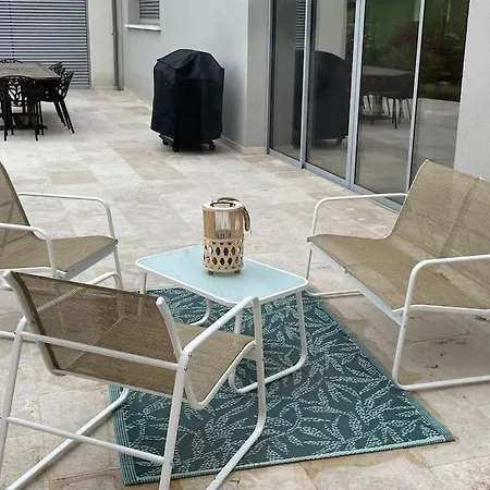 La Atea 茹埃莱图尔